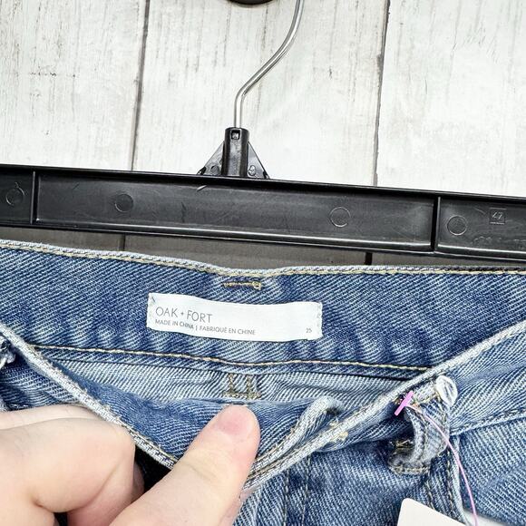Oak Fort Pants Women Size 25 Light Wash Denim High Rise Straight Mom Jeans Basic - Picture 3 of 6